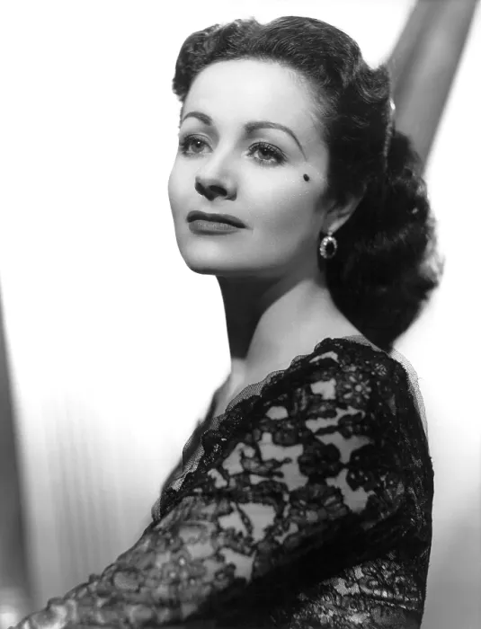 Framed Print : Margaret Lockwood, ca. 1940s Framed Print : Margaret Lockwood, ca. 1940s