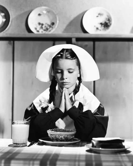 Framed Print : Margaret O'Brien giving pilgrim thanks for her blessings, MGM portrait, 1945