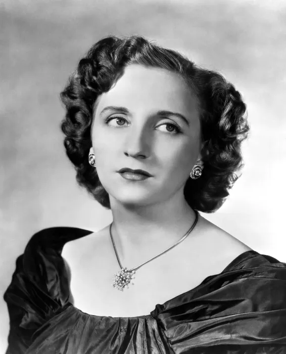 Framed Print : Margaret Truman, daughter of former U.S. President Harry Truman, 1950.. Courtesy: CSU Archives / Everett Collection Framed Print : Margaret Truman, daughter of former U.S. President Harry Truman, 1950.. Courtesy: CSU Archives / Everett Collection