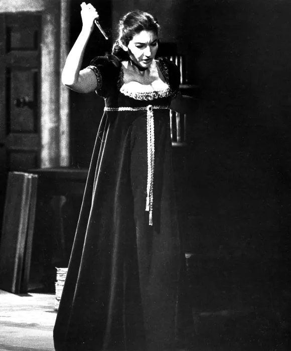 Framed Print : Maria Callas in Tosca, at the Royal Opera House in Covent Garden, London, 1964. Courtesy: CSU Archives  /  Everett Collection