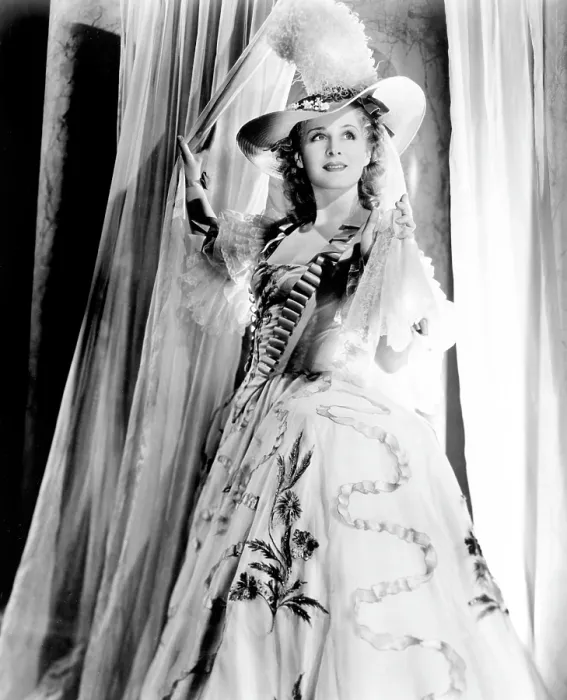 Framed Print : MARIE ANTOINETTE, Norma Shearer, 1938 Framed Print : MARIE ANTOINETTE, Norma Shearer, 1938