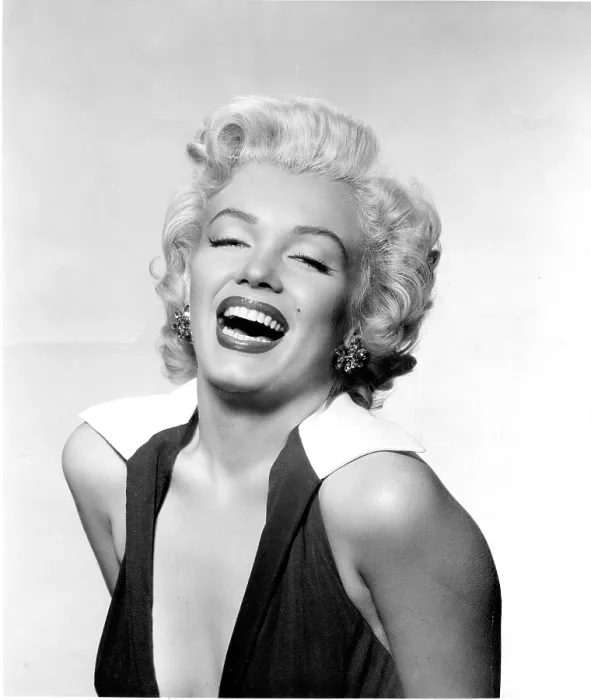 Framed Print : Marilyn Monroe, 1952. - Photo: Courtesy Everett Collection