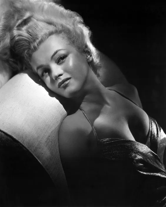 Framed Print : Marilyn Monroe, ca. early 1950s Framed Print : Marilyn Monroe, ca. early 1950s