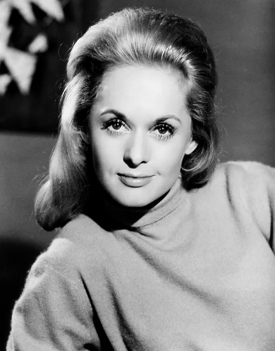 Framed Print : MARNIE, Tippi Hedren, 1964