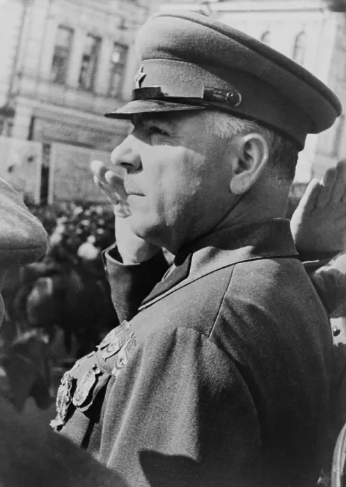 Framed Print : Marshal Zhukov saluting while reviewing a Russian military parade. Unknown location. Ca. 1945. Photo by Georgii Zelma. (BSLOC_2013-12_34)