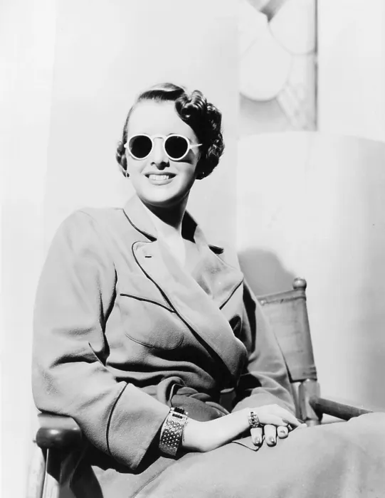Framed Print : Mary Astor, Columbia studio portrait, late 1930s Framed Print : Mary Astor, Columbia studio portrait, late 1930s