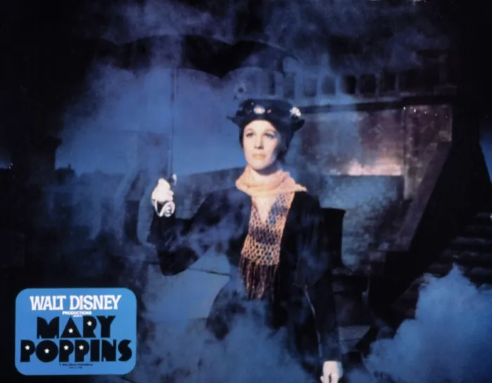 Framed Print : MARY POPPINS, Julie Andrews, 1964