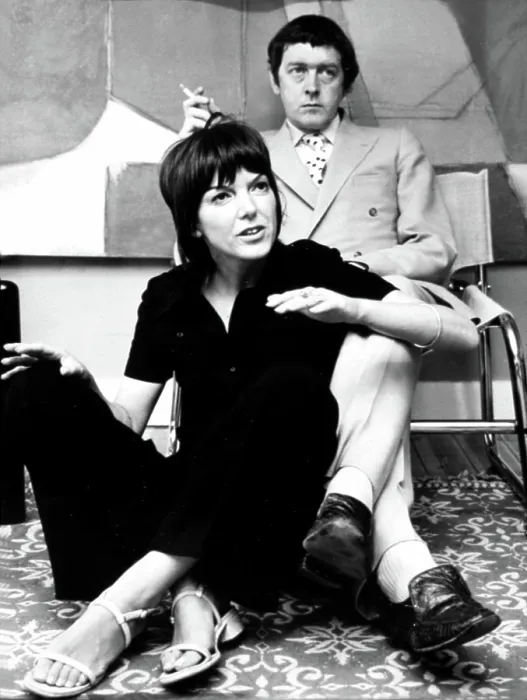 Framed Print : Mary Quant, Alexander Plunkett Greene around 1969. Courtesy: CSU Archives  /  Everett Collection