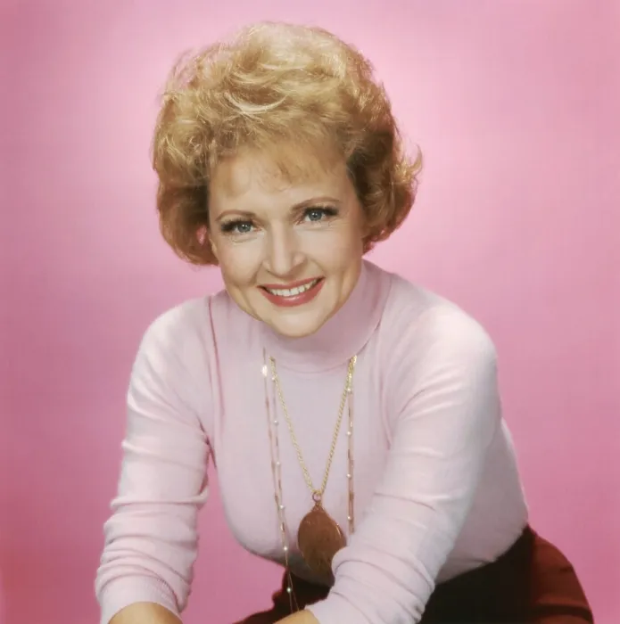 Framed Print : THE MARY TYLER MOORE SHOW, Betty White, (1974), 1970-77