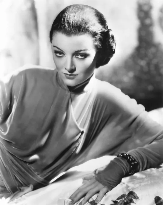 Framed Print : THE MASK OF FU MANCHU, Myrna Loy, 1932 Framed Print : THE MASK OF FU MANCHU, Myrna Loy, 1932