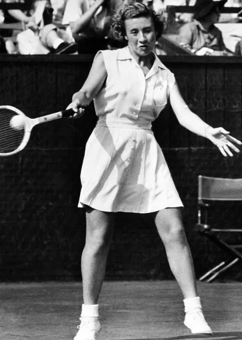 Framed Print : Maureen Connolly, 1951. Courtesy: CSU Archives / Everett Collection