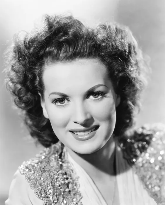 Framed Print : Maureen O'Hara, 1943