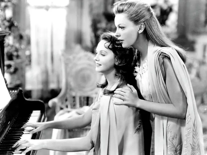 Framed Print : MEET ME IN ST. LOUIS, Lucille Bremer, Judy Garland, 1944
