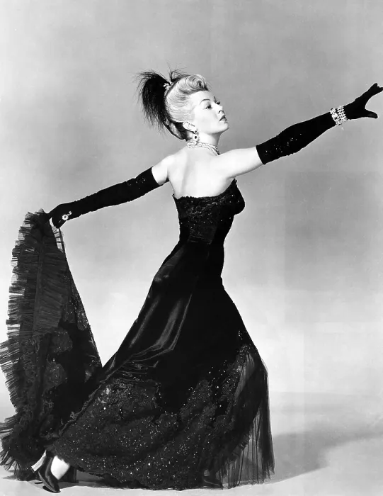 Framed Print : THE MERRY WIDOW, Lana Turner (in a gown by Helen Rose), 1952 Framed Print : THE MERRY WIDOW, Lana Turner (in a gown by Helen Rose), 1952