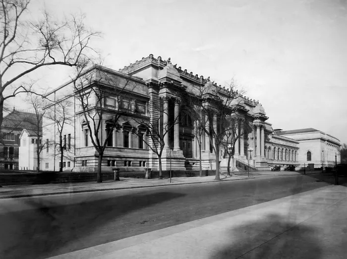 Framed Print : The Metropolitan Museum of Art, New York City, circa 1912. Courtesy: CSU Archives / Everett Collection