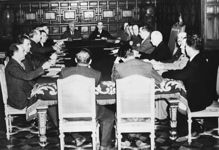 Framed Print : Mexican President Cardenas (5th man, on right side) meeting with a special session of his cabinet. June 20, 1942