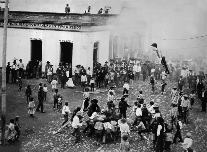 Framed Print : Mexico City, hanging of Judas festival, circa 1900s