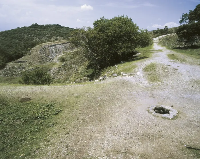 Framed Print : MEXICO. MORELOS. Xochicalco. Subterranean solar observatory. Exterior of the hole of the chimney. AISA / Everett Collection**US SALES ONLY**