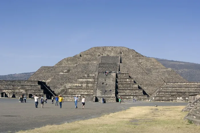 Framed Print : MEXICO. STATE OF MEXICO. Teotihuacn. The Moon Pyramid. Teotihuacan culture. RAGA / AISA / Everett Collection (190020)**US SALES ONLY** Framed Print : MEXICO. STATE OF MEXICO. Teotihuacn. The Moon Pyramid. Teotihuacan culture. RAGA / AISA / Everett Collection (190020)**US SALES ONLY**
