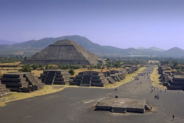 Framed Print : MEXICO. STATE OF MEXICO. Teotihuacn. Avenue of the Dead. The Sun Pyramid. Teotihuacan culture. RAGA / AISA / Everett Collection (190023)**US SALES ONLY**
