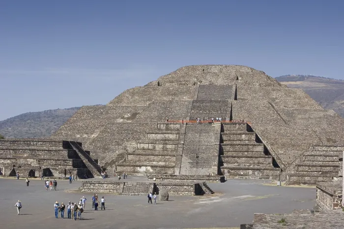 Framed Print : MEXICO. STATE OF MEXICO. Teotihuacn. The Moon Pyramid. Teotihuacan culture. RAGA / AISA / Everett Collection (190026)**US SALES ONLY**