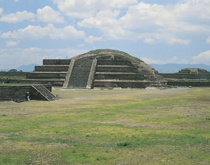 Framed Print : MEXICO. STATE OF MEXICO. Teotihuacn. The Citadel and the Temple of Quetzalcatl (350 AD). Teotihuacan culture. AISA / Everett Collection**US SALES ONLY** Framed Print : MEXICO. STATE OF MEXICO. Teotihuacn. The Citadel and the Temple of Quetzalcatl (350 AD). Teotihuacan culture. AISA / Everett Collection**US SALES ONLY**