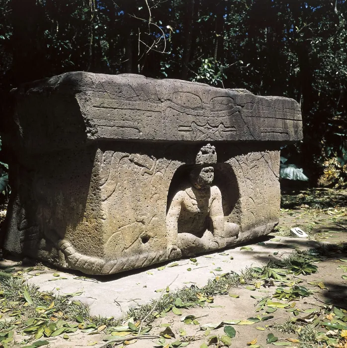 Framed Print : MEXICO. TABASCO. Villahermosa. Parque-Museo de La Venta. Great Olmec Altar. Olmec art. AISA / Everett Collection**US SALES ONLY**