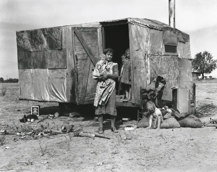 Framed Print : A migratory family living in a trailer in an open field, Arizona, Nov. 1940. They have picked cotton from Amarillo Texas, to Roswell, New Mexico. Photo by Dorothea Lange Framed Print : A migratory family living in a trailer in an open field, Arizona, Nov. 1940. They have picked cotton from Amarillo Texas, to Roswell, New Mexico. Photo by Dorothea Lange