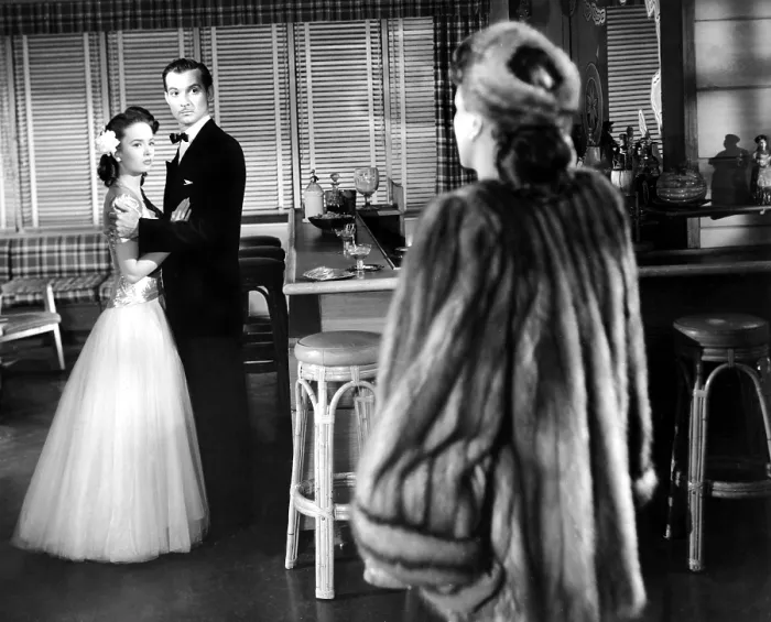 Framed Print : MILDRED PIERCE, Ann Blyth, Zachary Scott, Joan Crawford, 1945