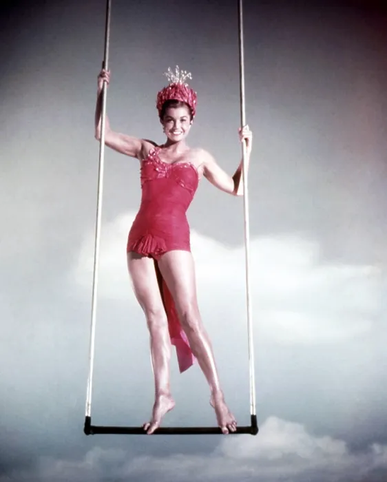 Framed Print : MILLION DOLLAR MERMAID, Esther Williams, 1952 Framed Print : MILLION DOLLAR MERMAID, Esther Williams, 1952