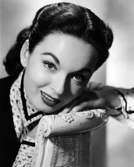 Framed Print : ONE MINUTE TO ZERO, Ann Blyth, 1952 Framed Print : ONE MINUTE TO ZERO, Ann Blyth, 1952