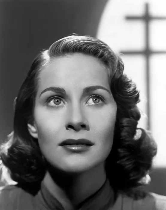 Framed Print : THE MIRACLE OF THE BELLS, Alida Valli, 1948