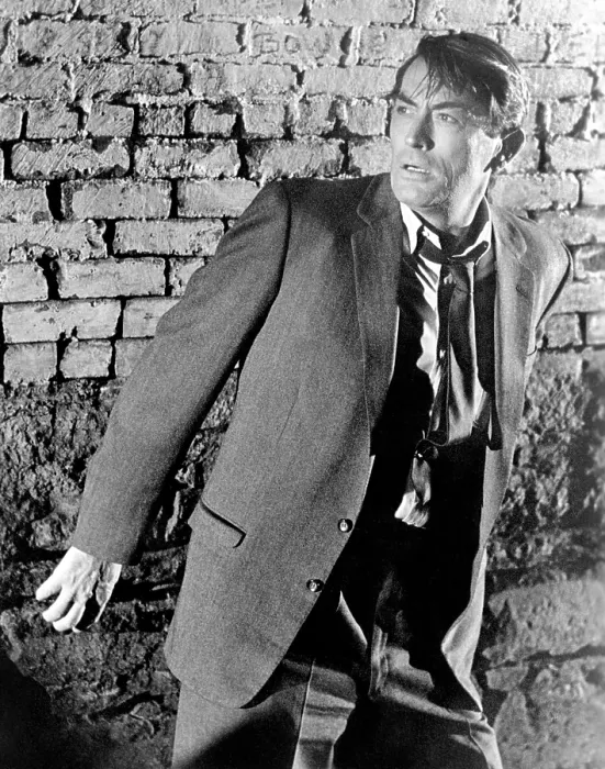 Framed Print : MIRAGE, Gregory Peck, 1965