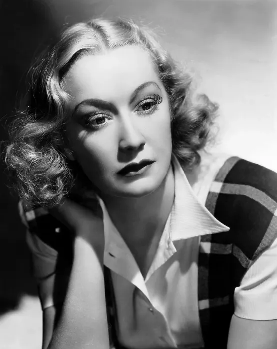 Framed Print : Miriam Hopkins, 1939 Framed Print : Miriam Hopkins, 1939