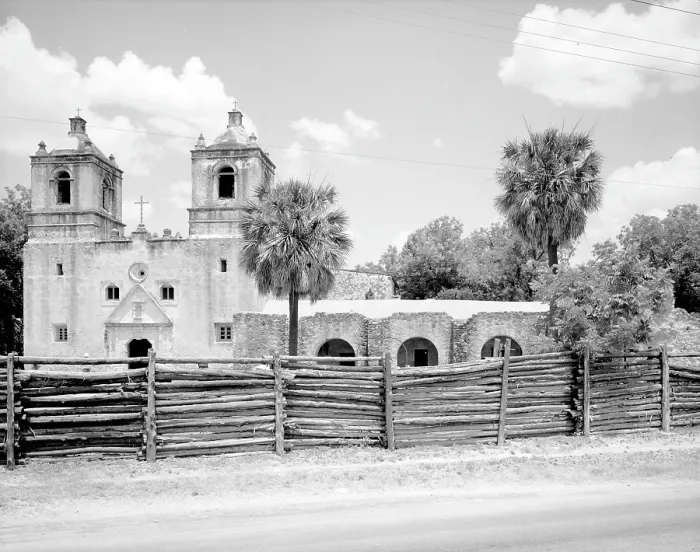 Framed Print : Mission Senora de la Purisima Concepcion, San ANtonio, Texas