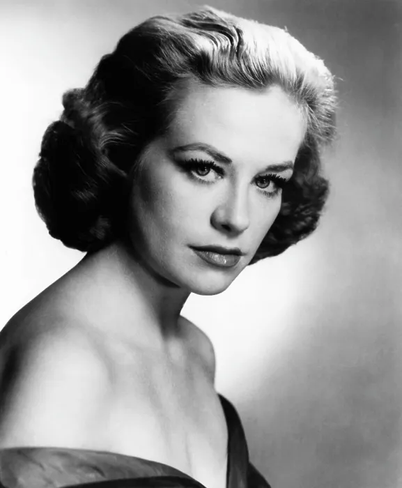Framed Print : THE MISTRESS (aka NACHTS AUF DENN STRASEN), Hildegard Knef, 1952