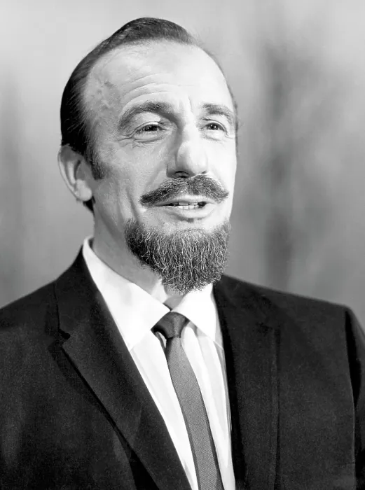 Framed Print : Mitch Miller, musician and executive at Columbia Records for many years, circa 1963. Courtesy CSU Archives / Everett Collection