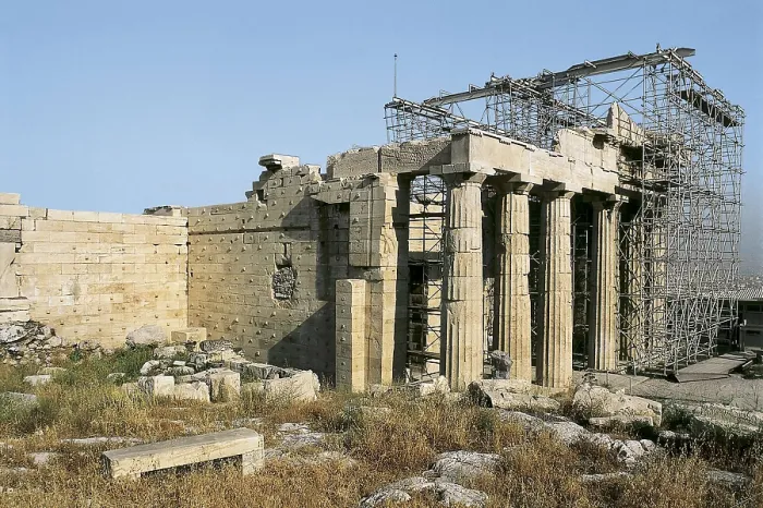 Framed Print : MNESICLES (5th C. BC). Propylaea. 437 - 432 BC. GREECE. ATTICA. Athens. Acropolis. Classical Greek art. Architecture. AISA / Everett Collection**US SALES ONLY** Framed Print : MNESICLES (5th C. BC). Propylaea. 437 - 432 BC. GREECE. ATTICA. Athens. Acropolis. Classical Greek art. Architecture. AISA / Everett Collection**US SALES ONLY**