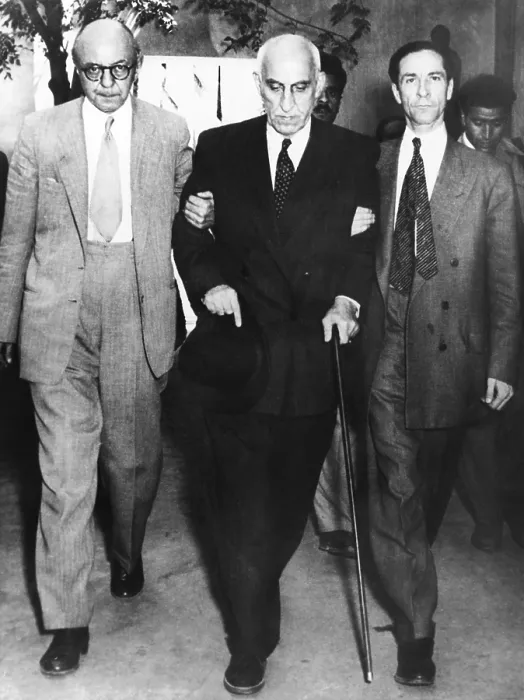 Framed Print : Mohammed Mossadegh leaves the Majalis after a vote of non-confidence, Sept. 13, 1951