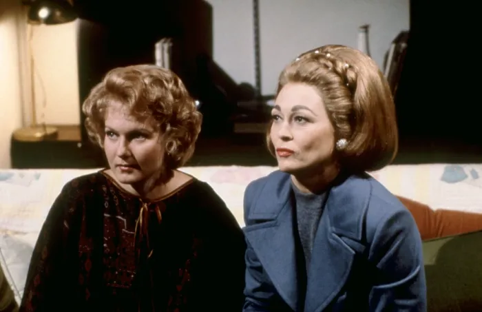 Framed Print : MOMMIE DEAREST, Diana Scarwid, Faye Dunaway, 1981, (c) Paramount / courtesy Everett Collection