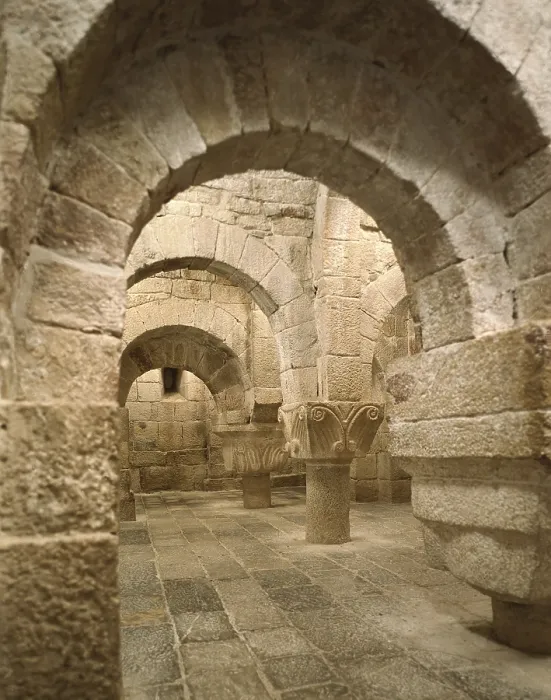 Framed Print : Monastery of San Salvador of Leyre. SPAIN. Yesa. Monastery of San Salvador of Leyre. Crypt (11th c.). Romanesque art. Architecture. - P