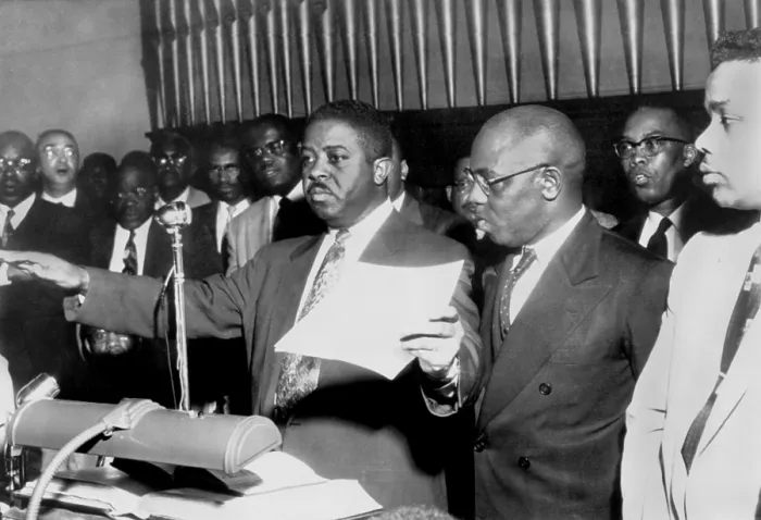 Framed Print : Montgomery Bus Boycott leaders are cheered. Reverend Ralph D. Abernathy calms the audience at the First Baptist Church following a standing ovation for leaders of the bus boycott Framed Print : Montgomery Bus Boycott leaders are cheered. Reverend Ralph D. Abernathy calms the audience at the First Baptist Church following a standing ovation for leaders of the bus boycott