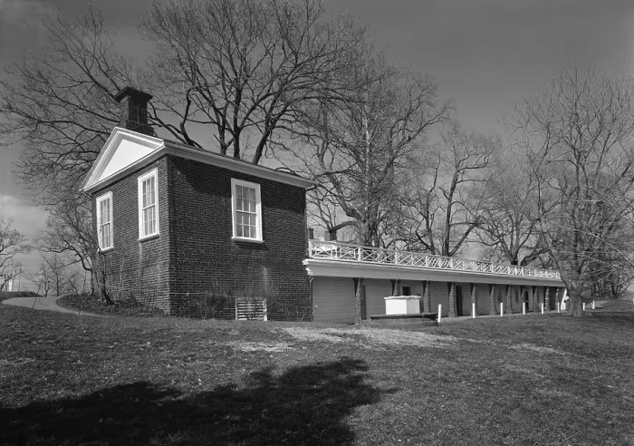 Framed Print : Monticello, the home built by Thomas Jefferson in the 1770s. South service wing which housed a kitchen, smoke house, food and wood storage as well as quarters for the head cook