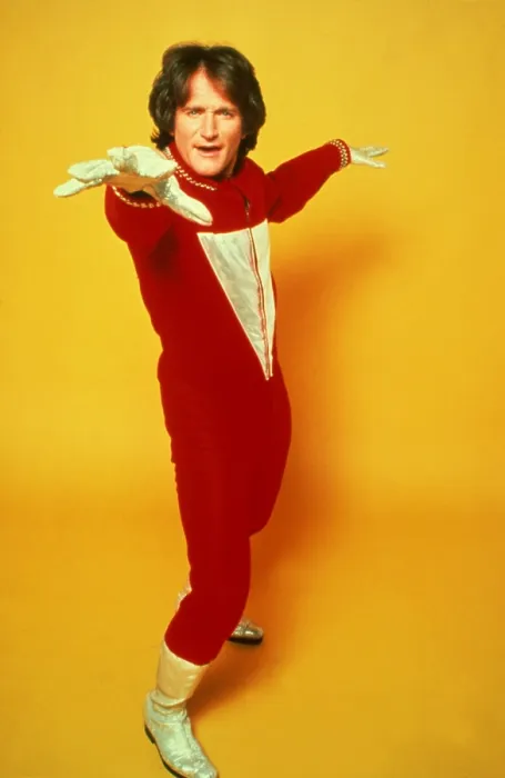 Framed Print : MORK & MINDY, Robin Williams, 1978-1982 Framed Print : MORK & MINDY, Robin Williams, 1978-1982