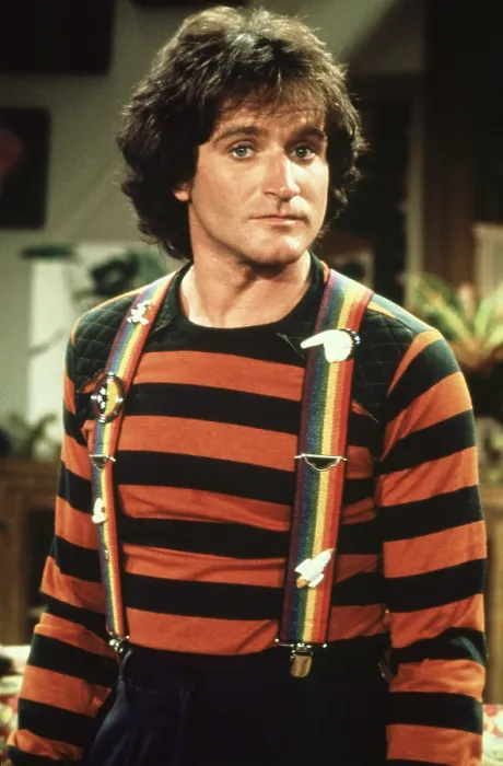 Framed Print : MORK AND MINDY, Robin Williams, 1978-82 Framed Print : MORK AND MINDY, Robin Williams, 1978-82