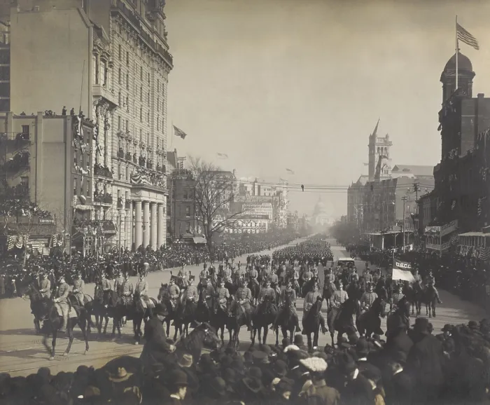 Framed Print : Mounted West Point Cadets in the Inaugural parade for President Theodore Roosevelt. March 4, 1905, on Pennsylvania Avenue with the Capitol in the distance (BSLOC_2016_14_163)