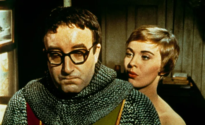 Framed Print : THE MOUSE THAT ROARED, Peter Sellers, Jean Seberg, 1959