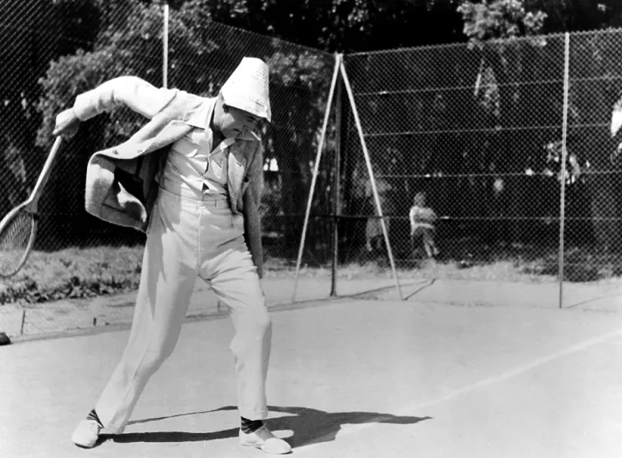 Framed Print : MR. HULOT'S HOLIDAY, (aka LES VACANCES DE M. HULOT), Jacques Tati, 1953