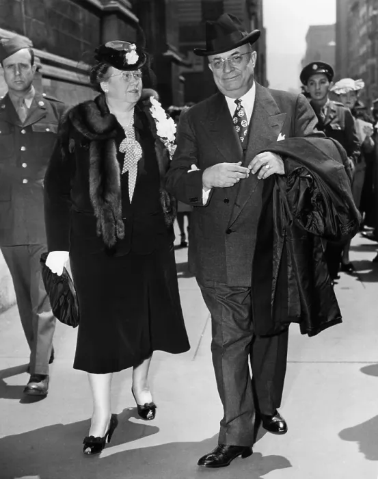 Framed Print : Mr. and Mrs. Henry Kaiser in the 5th Avenue Easter Parade outside St. Thomas Church. New York City, April 25, 1943