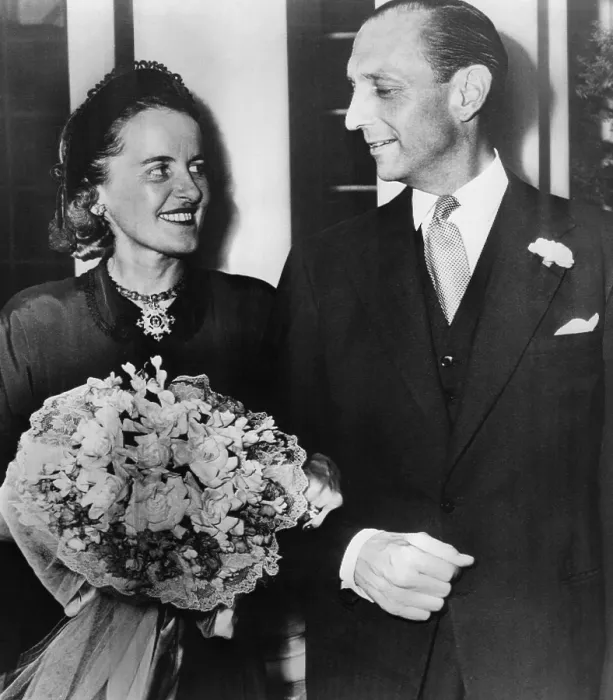Framed Print : Mrs. Geoffery Gates, the former Mrs. Louise Macy Hopkins, widow of the advisor Harry Hopkins. Sept. 12, 1947. Geoffery Gates was a socially prominent New York architect